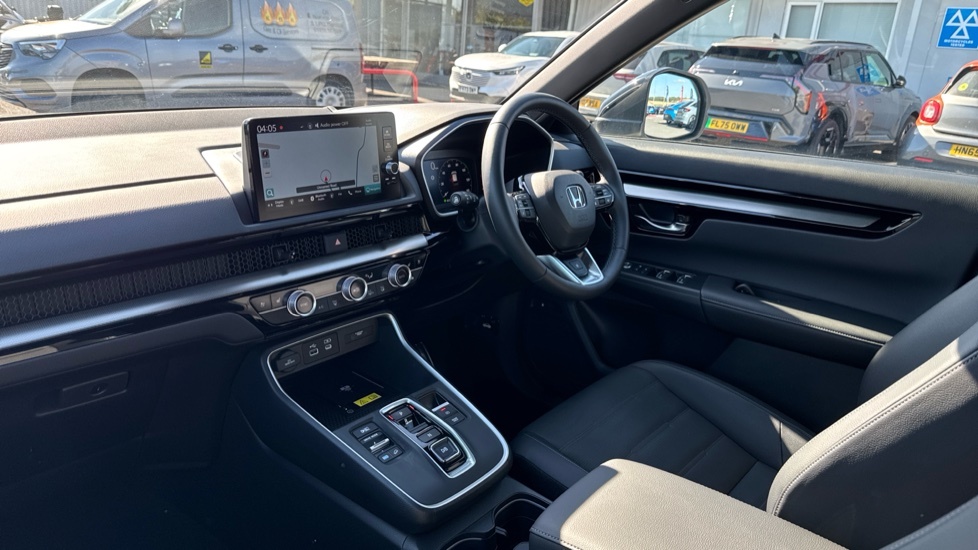Honda Cr-V Advance White #2