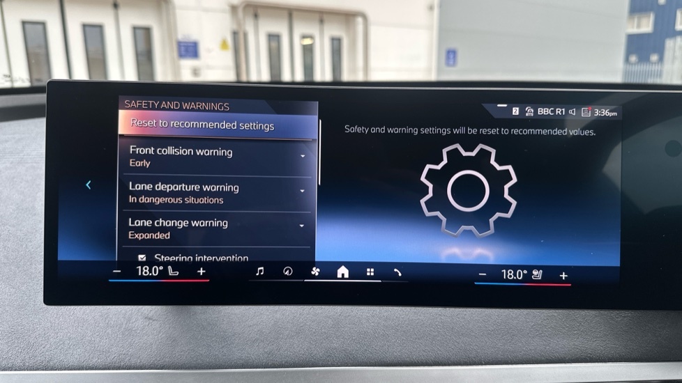 BMW iX 60 111.5Kwh M Sport Xdrive 11Kw Charger #40