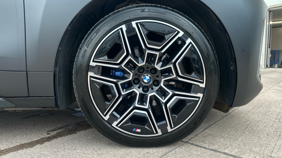 BMW iX 60 111.5Kwh M Sport Xdrive 11Kw Charger #14
