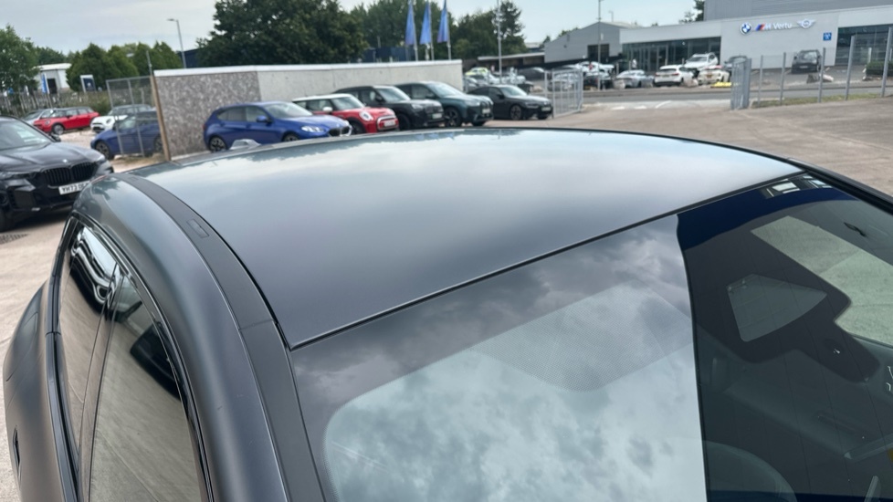 BMW iX 60 111.5Kwh M Sport Xdrive 11Kw Charger #21