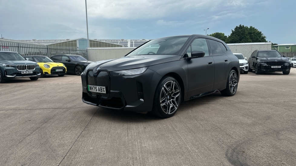BMW iX 60 111.5Kwh M Sport Xdrive 11Kw Charger #24