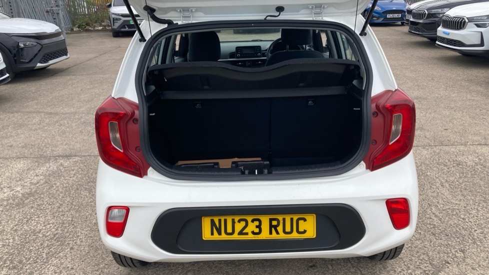 Kia Picanto 2 White #4