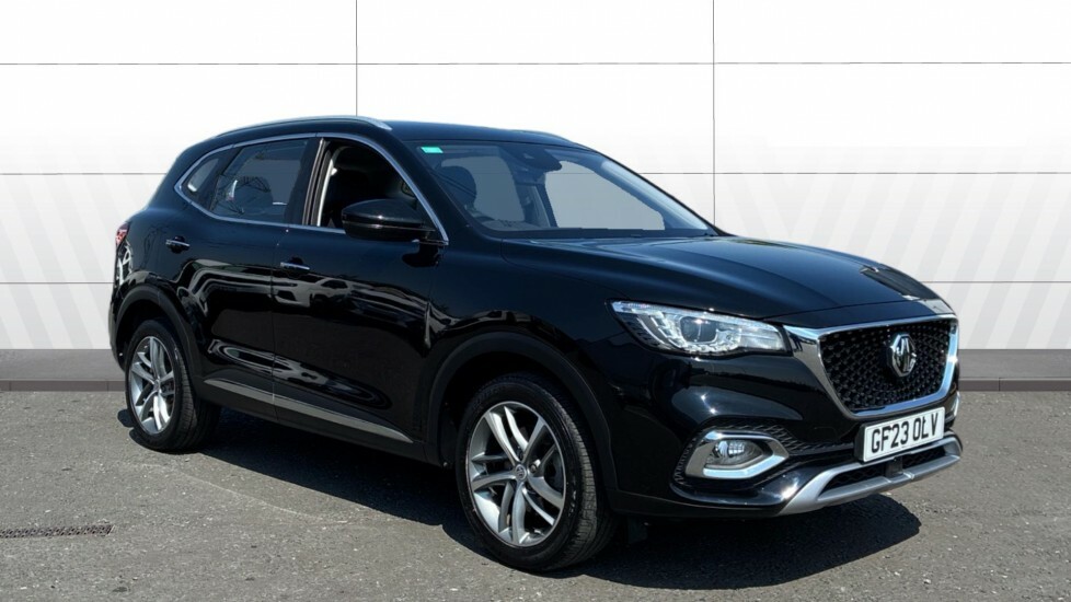 MG HS Excite Black