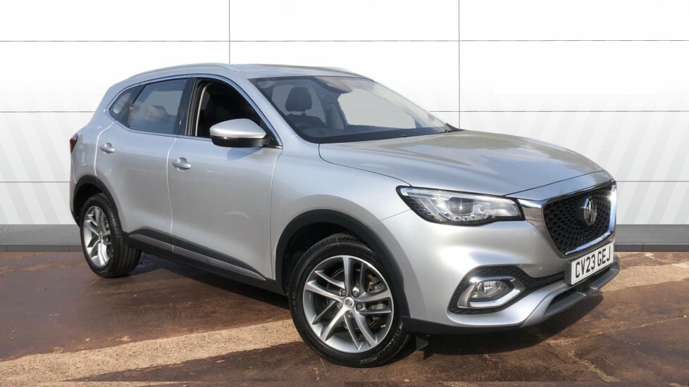 MG HS Excite Silver
