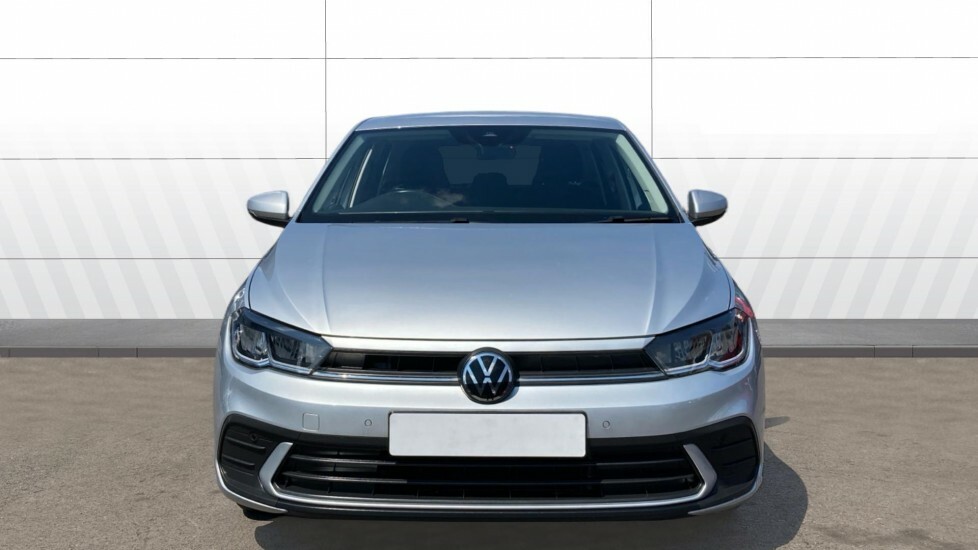 Volkswagen Polo Life Silver #3