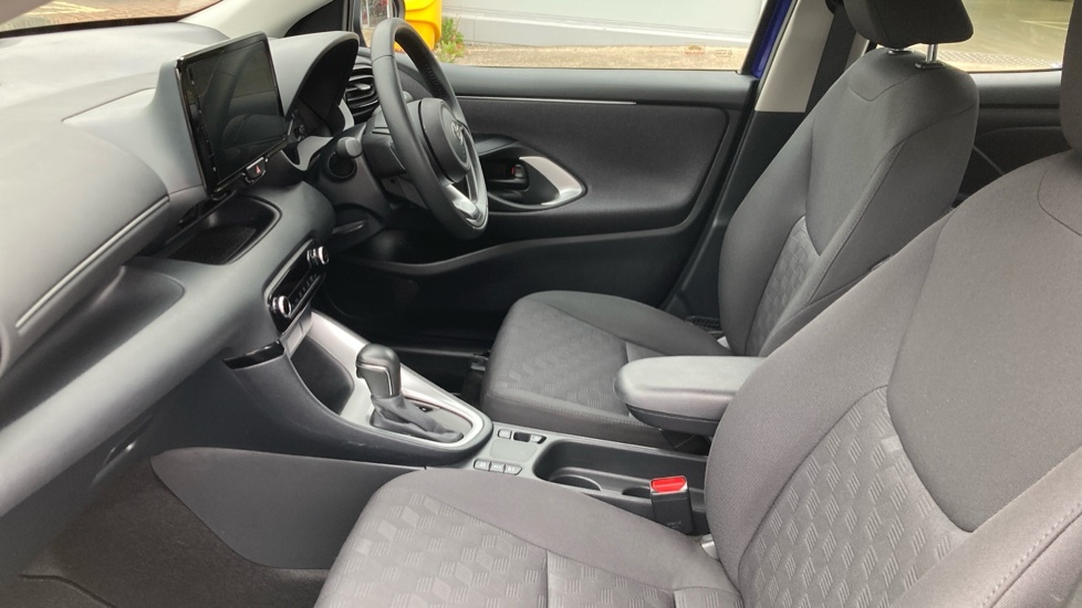 Toyota Yaris Icon YT24KMJ Blue #5