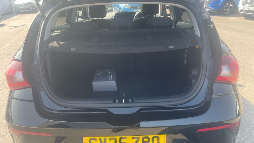 Hyundai I20 Ultimate CV25ZRO Black #4