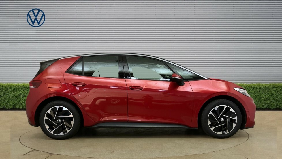 Volkswagen ID.3 Pro Red #4