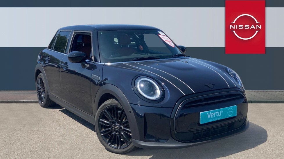 Mini Hatch Cooper Exclusive Black
