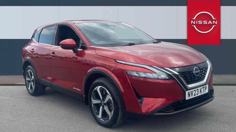 Nissan Qashqai N-connecta Red
