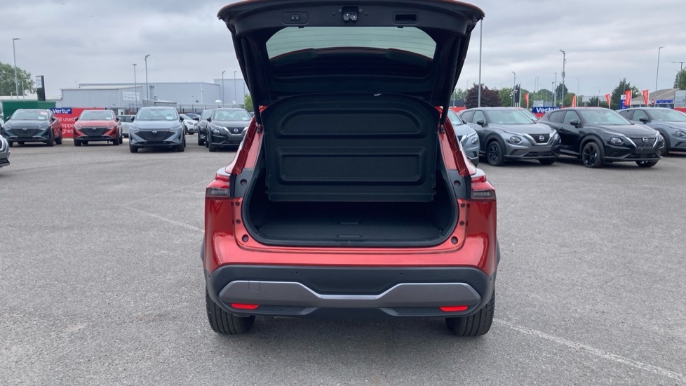 Nissan Qashqai Tekna RO23OJG Red #4