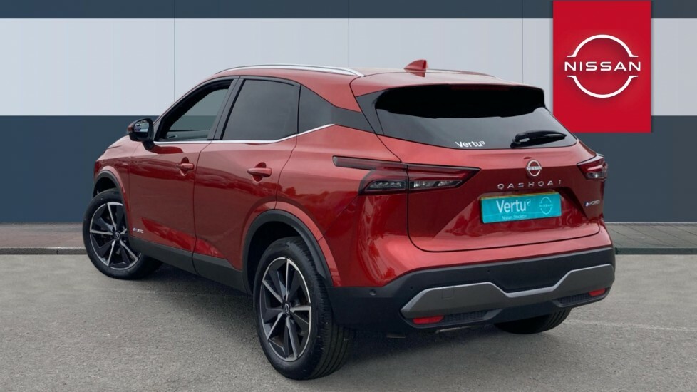 Nissan Qashqai Tekna RO23OJG Red #2