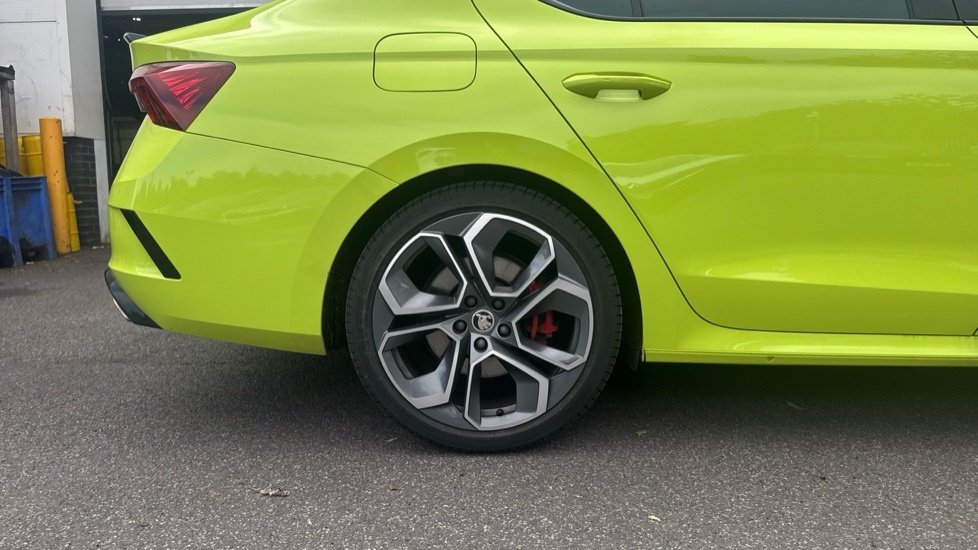 Skoda Octavia Vrs YS24GYC Green #5