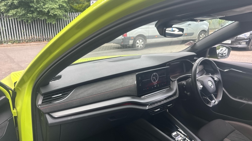 Skoda Octavia Vrs YS24GYC Green #2