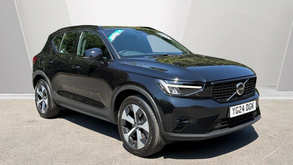 Volvo XC40 Plus Black