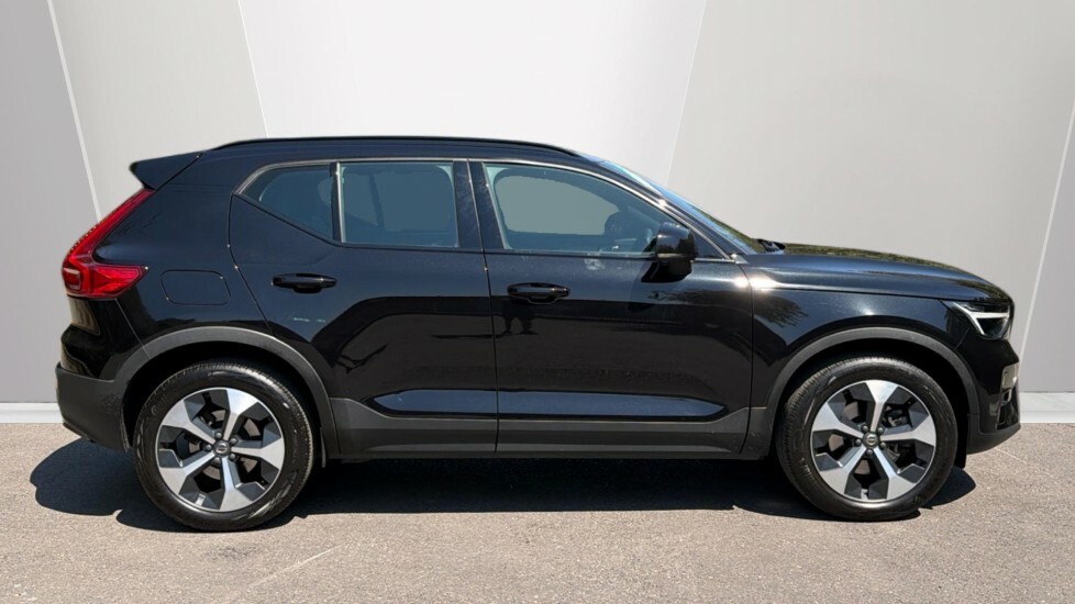 Volvo XC40 Plus YG24DGK Black #3
