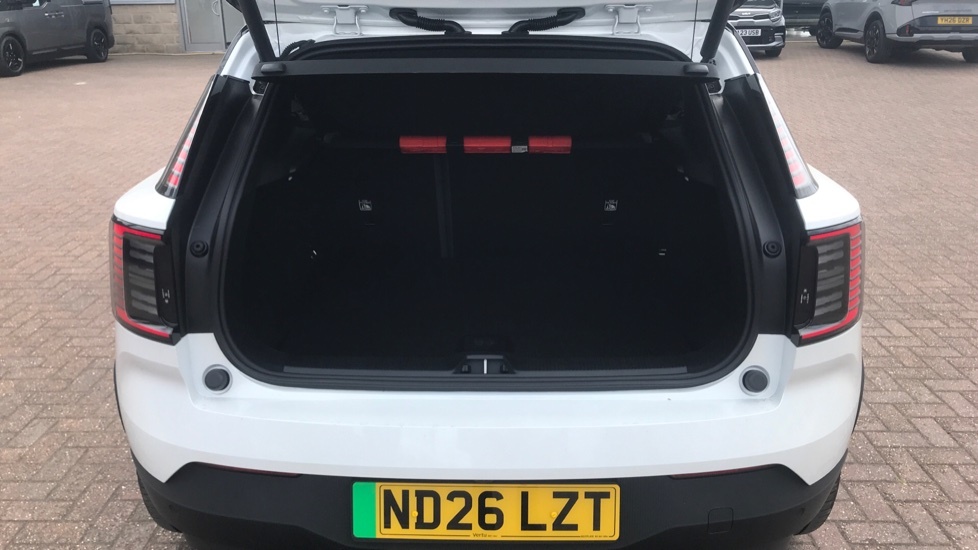 Volvo EX30 Ultra White #4