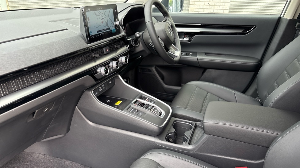 Honda Cr-V Advance White #2