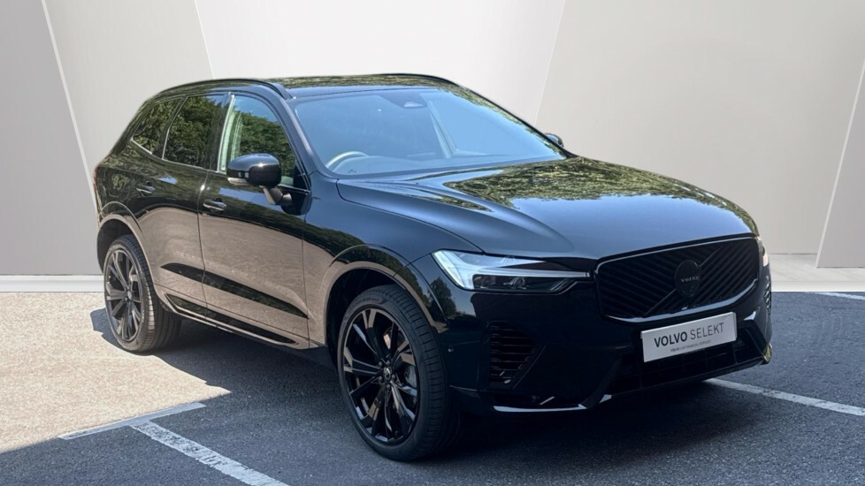 Volvo XC60 Plus Black Edition Black