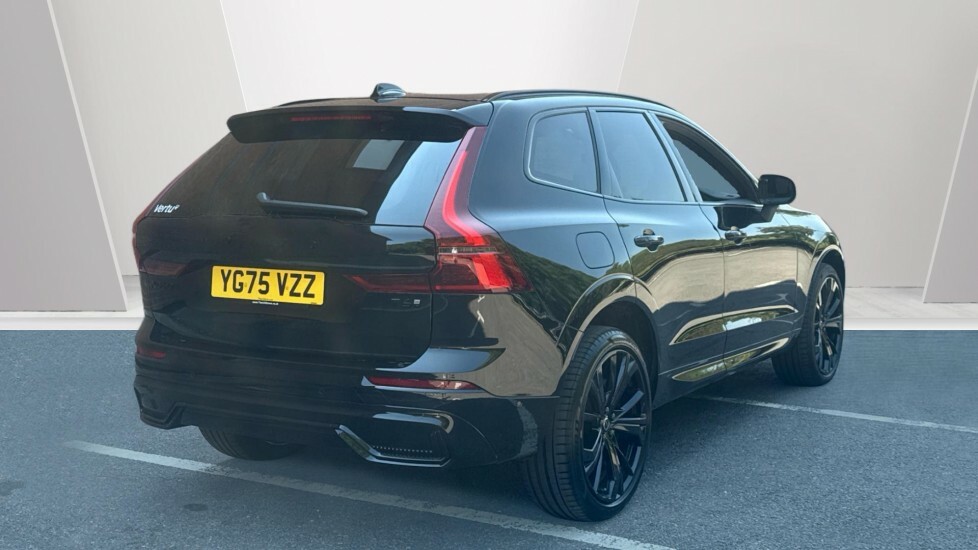 Volvo XC60 Plus Black Edition YG75VZZ Black #2