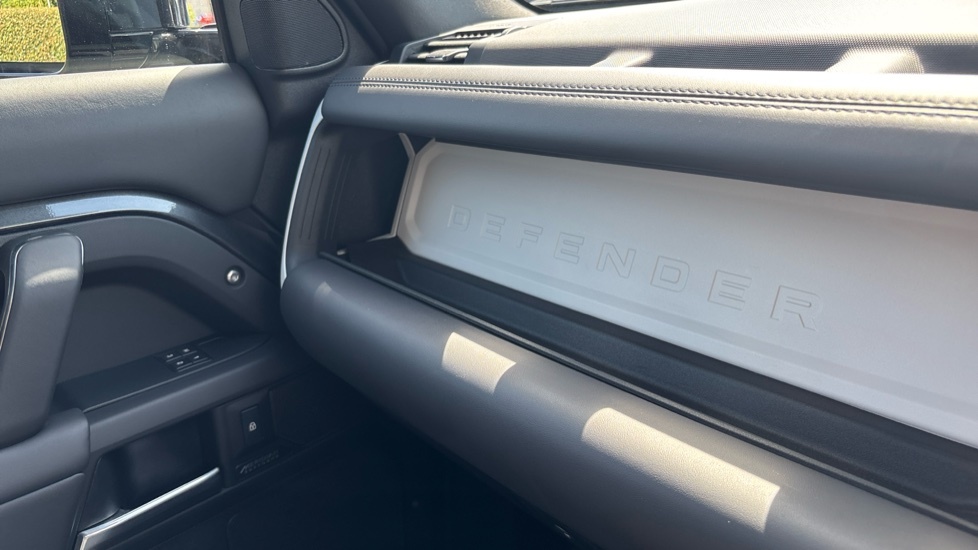 Land Rover Defender 130 D350 X-dynamic Se Grey #23