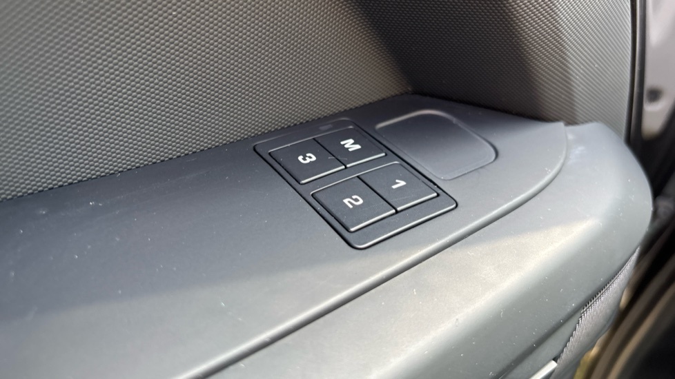 Land Rover Defender 130 D350 X-dynamic Se Grey #43