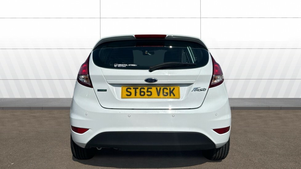 Ford Fiesta Zetec White #6