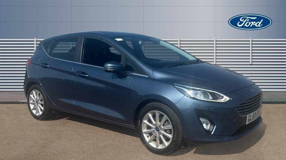 Ford Fiesta Titanium Blue