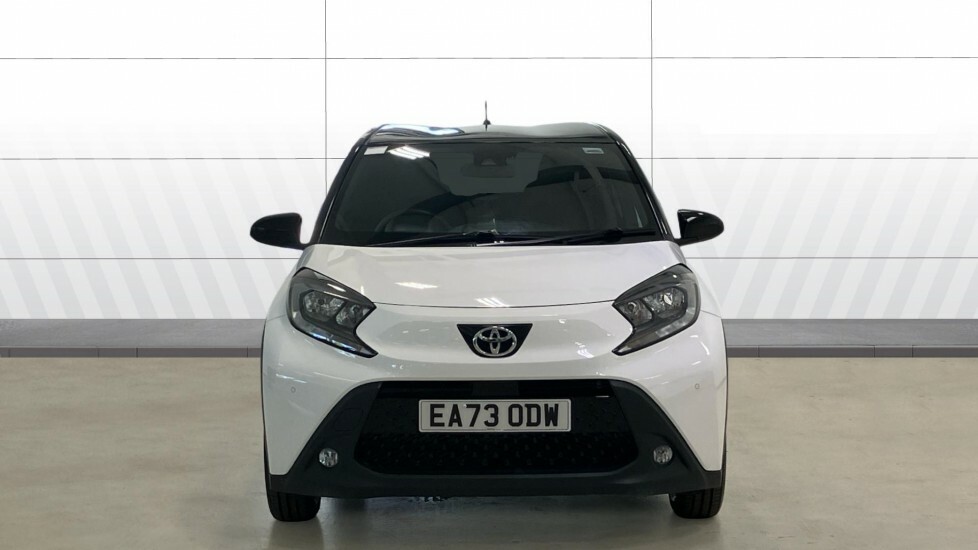 Toyota Aygo X Edge White #3