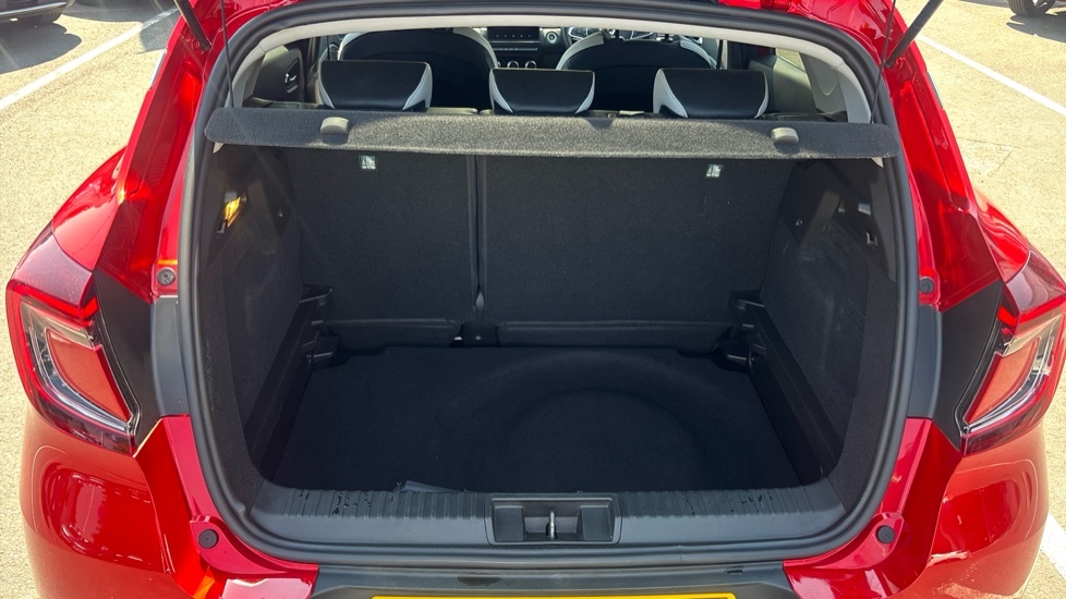 Renault Captur Techno Red #4