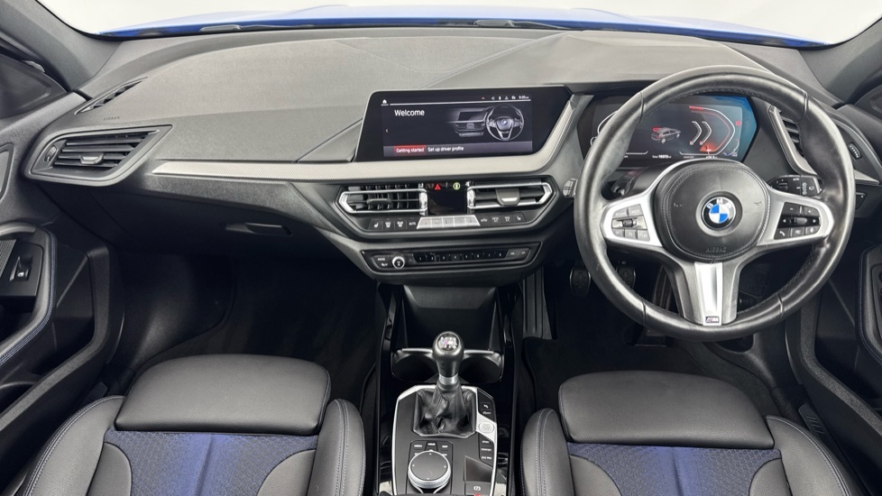 BMW 1 Series M Sport VN72DGZ Blue #4