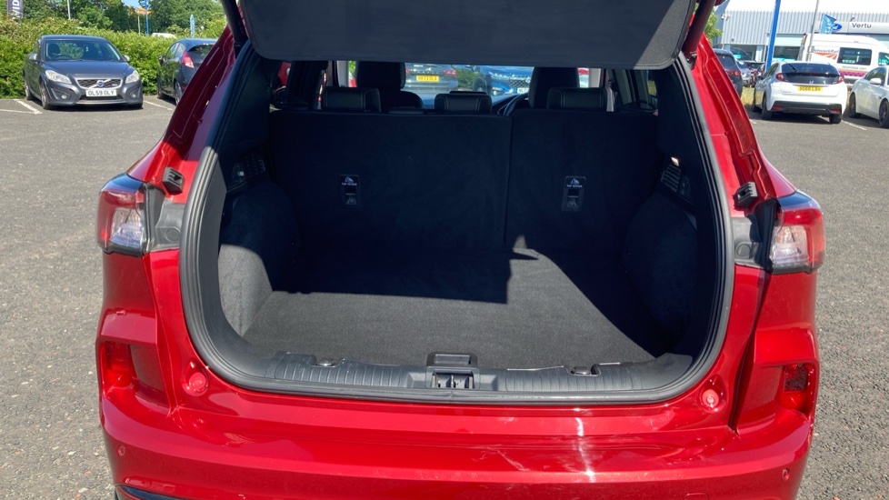 Ford Kuga Vignale Red #4