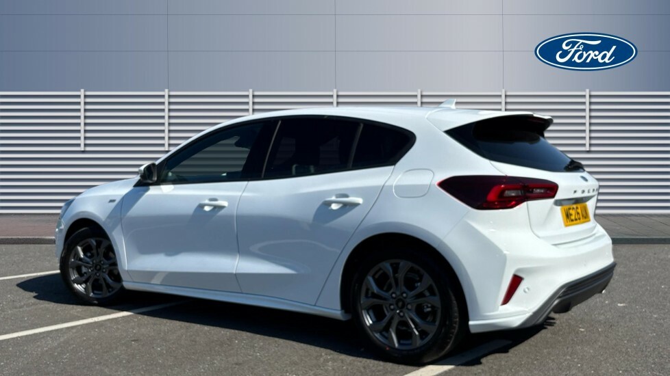 Ford Focus St-line White #2