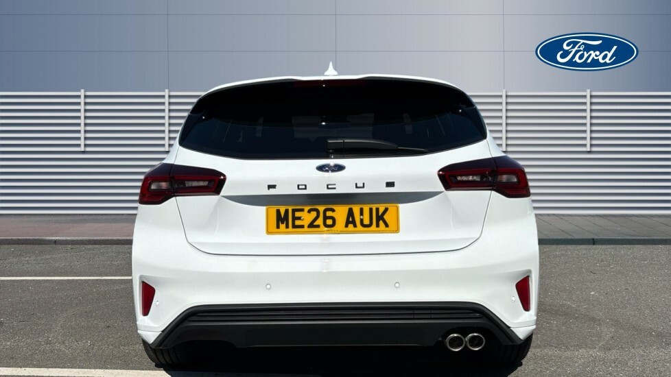 Ford Focus St-line White #6
