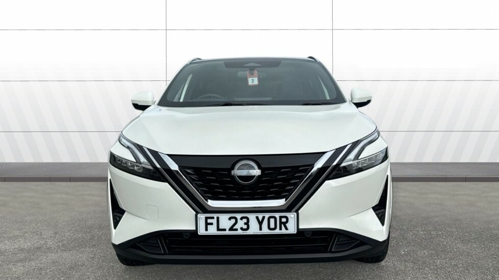 Nissan Qashqai Tekna FL23YOR White #3