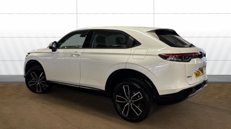 Honda Hr-V Advance White #2