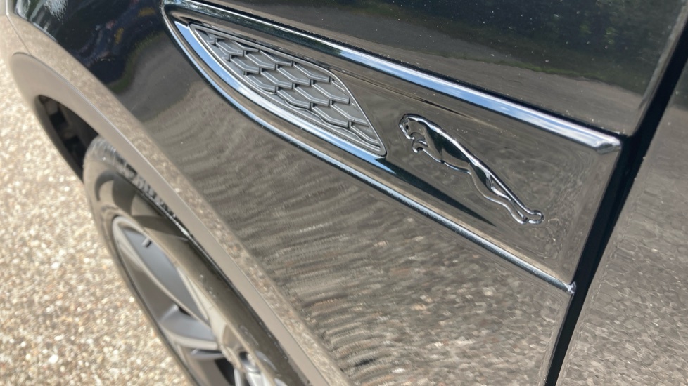 Jaguar E-Pace R-dynamic Se Black Blue #23