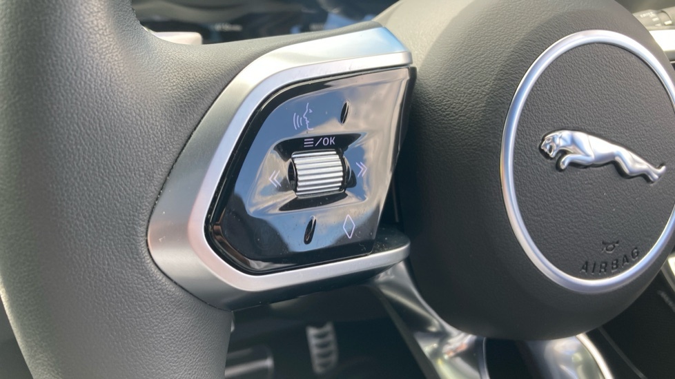 Jaguar E-Pace R-dynamic Se Black Blue #33