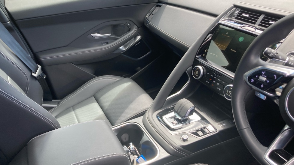 Jaguar E-Pace R-dynamic Se Black Blue #14