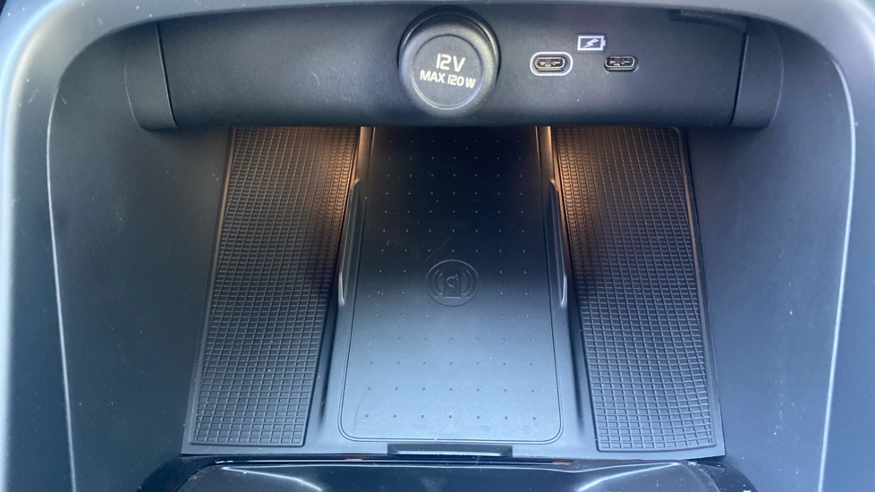 Volvo XC40 Ultra B4 Mild Hybrid Dark Delivery Mileage  #38