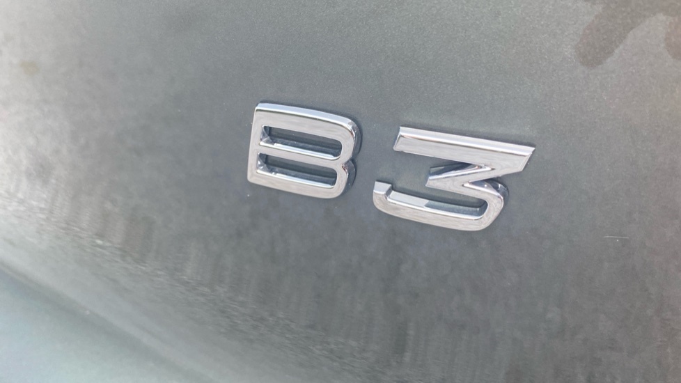 Volvo XC40 Ultra B4 Mild Hybrid Dark Delivery Mileage  #36