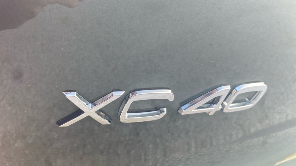 Volvo XC40 Ultra B4 Mild Hybrid Dark Delivery Mileage  #37