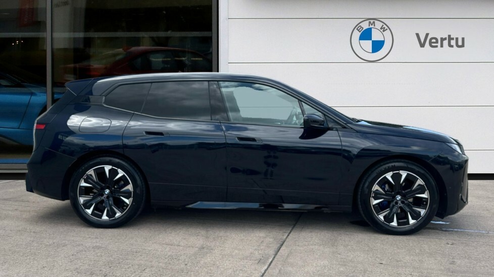 BMW iX M Sport Black #3