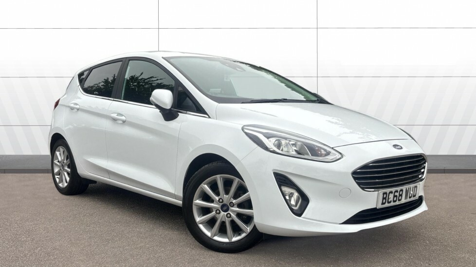 Ford Fiesta Titanium White