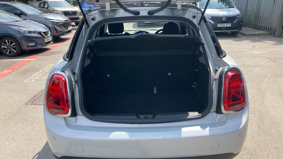 Mini Hatch Cooper Silver #4