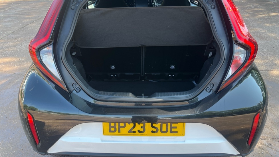 Toyota Aygo X Edge BP23SOE White #4