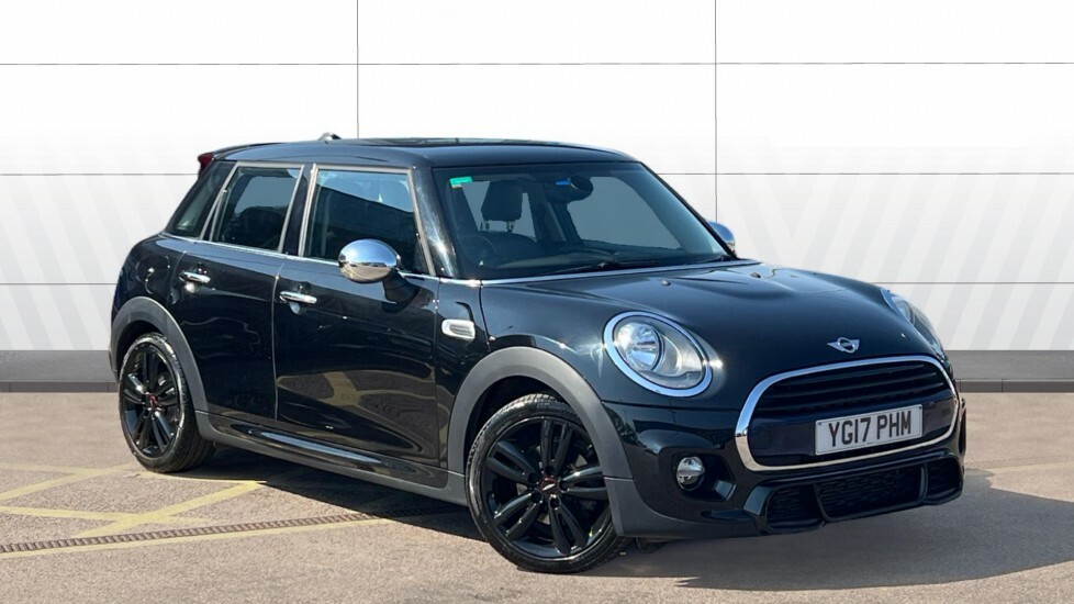 Mini Hatch Cooper Black