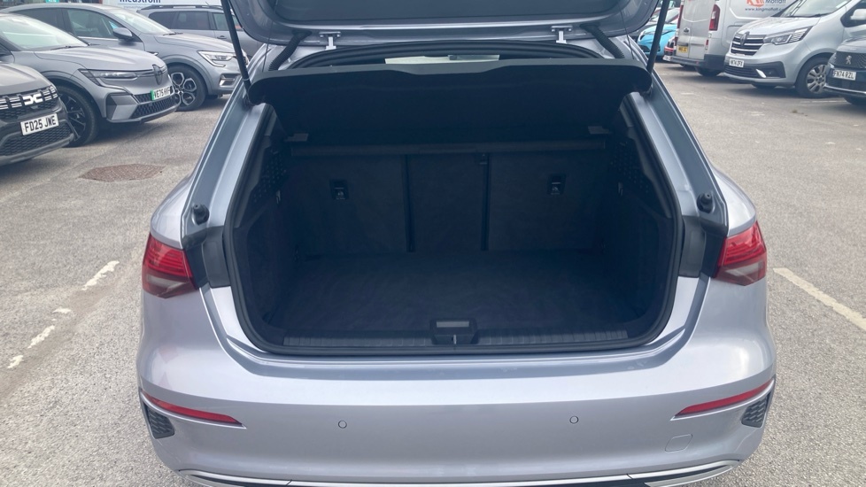 Audi A3 Sport Silver #4