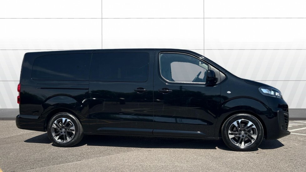 Vauxhall Vivaro Ultimate Black #5
