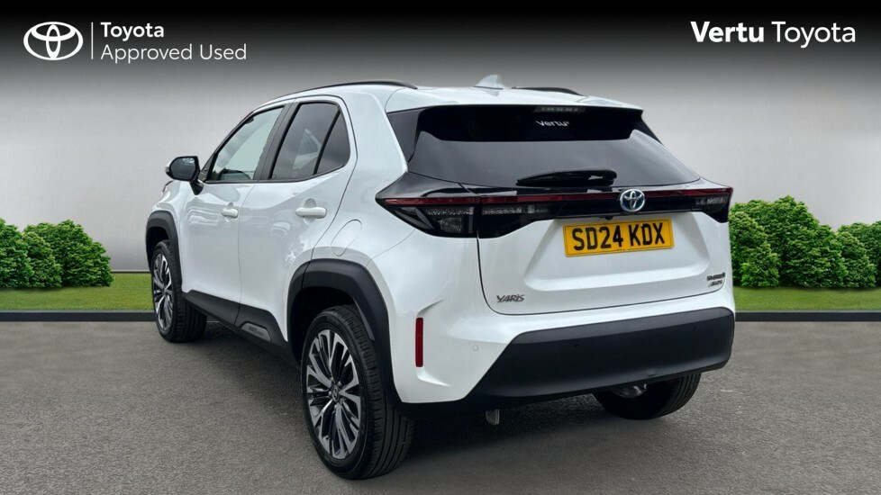 Toyota Yaris Cross Excel SD24KDX White #4